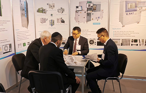 產(chǎn)品、解決方案與服務(wù)