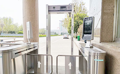 人體測(cè)溫門，紅外測(cè)溫門