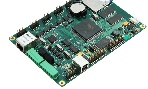 SMT芯片工廠通常使用哪些生產(chǎn)設(shè)備？