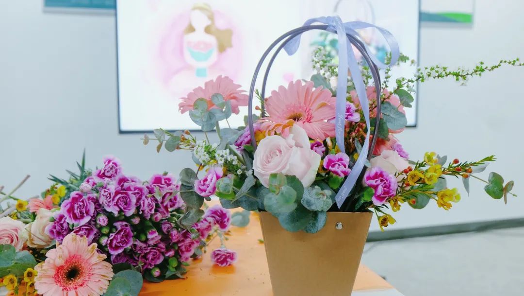 3.8女神節(jié) | 愿你芳華自在，笑靨如花